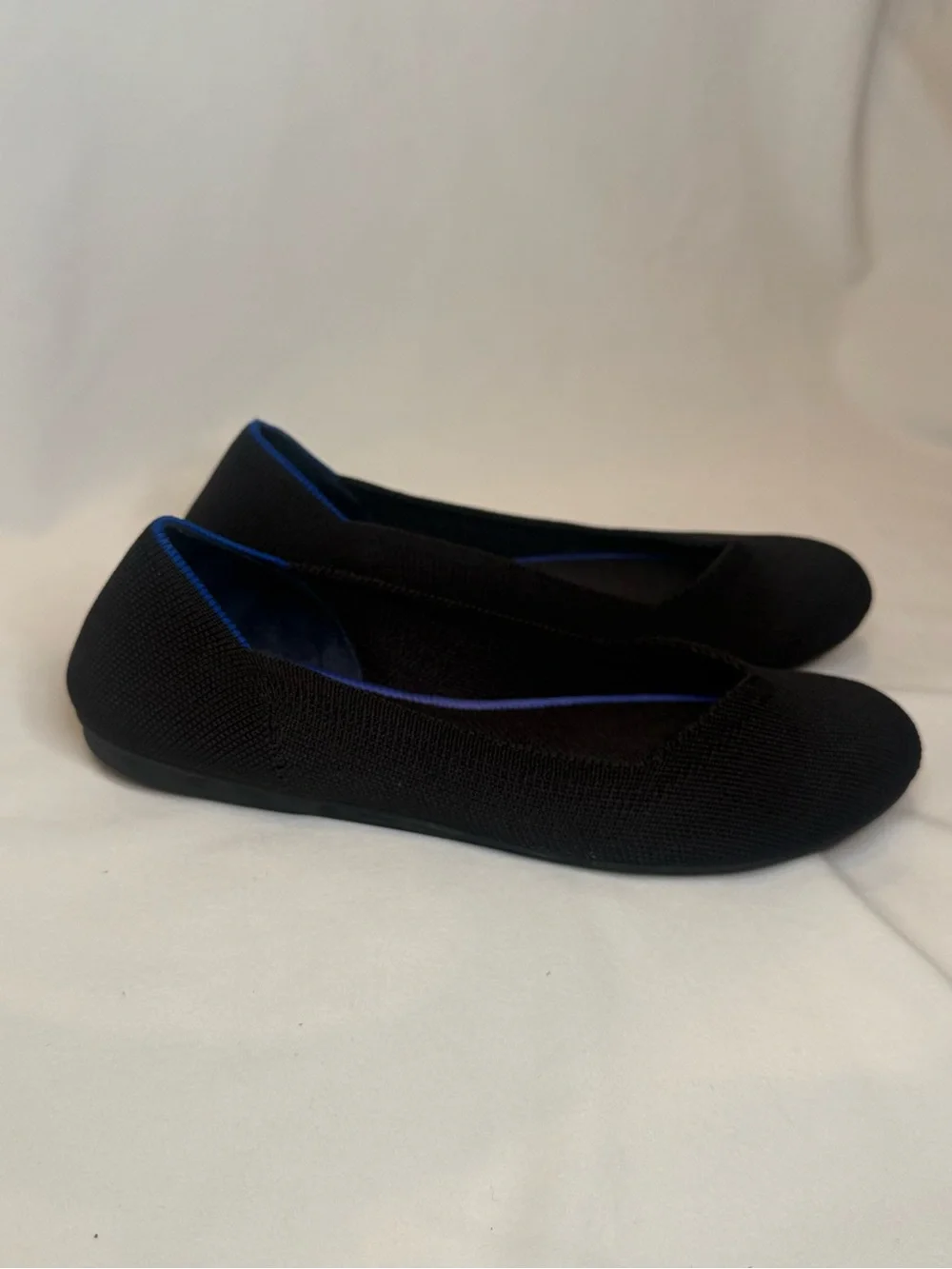 Rothy’s The Flat Black Blue Trim Round Toe Ballet Flat Size 6.5 Sustainable Knit